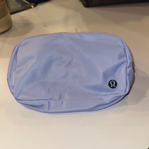 Lululemon everywhere belt bag 1L
